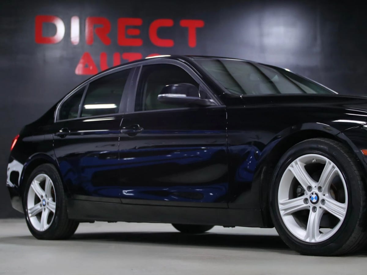 BMW 3 Series photo 3