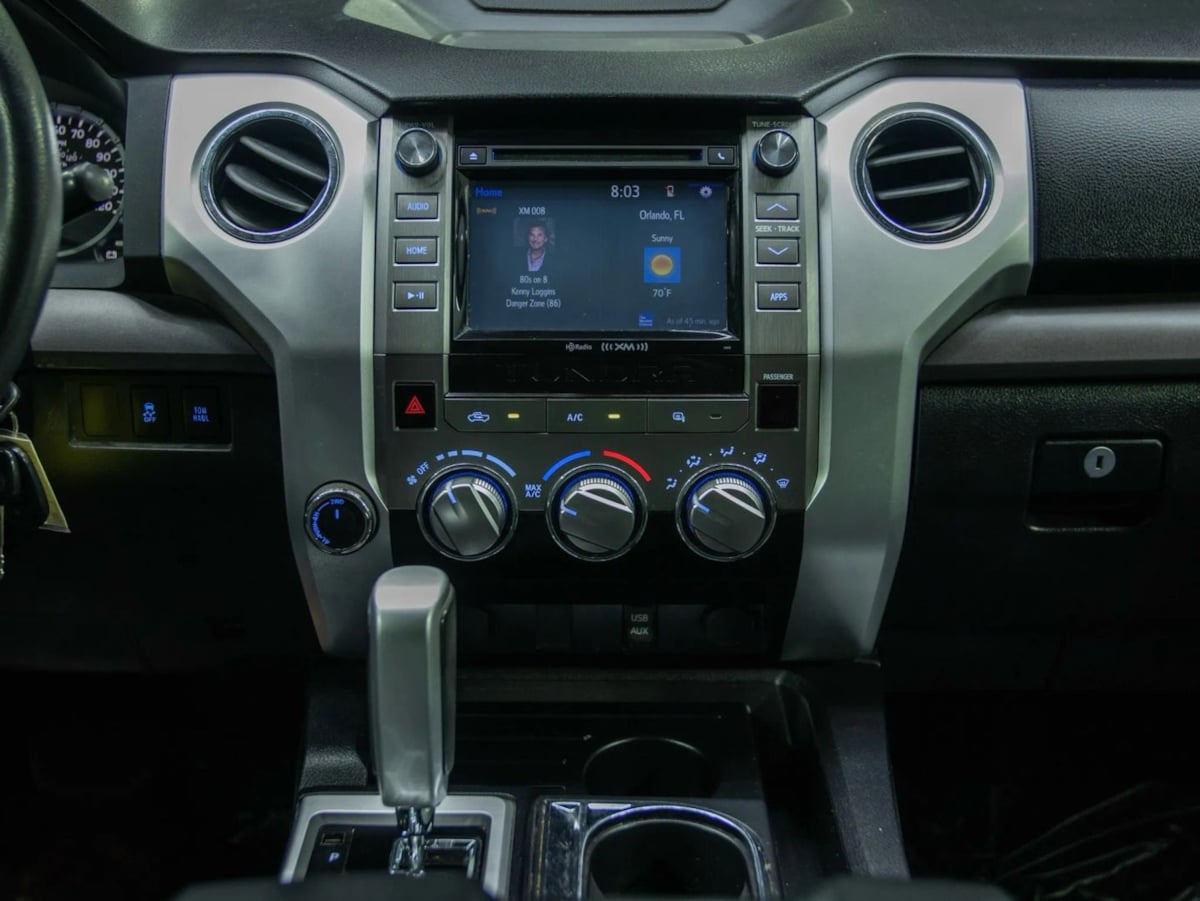 2015 Toyota Tundra SR5 - Photo 39