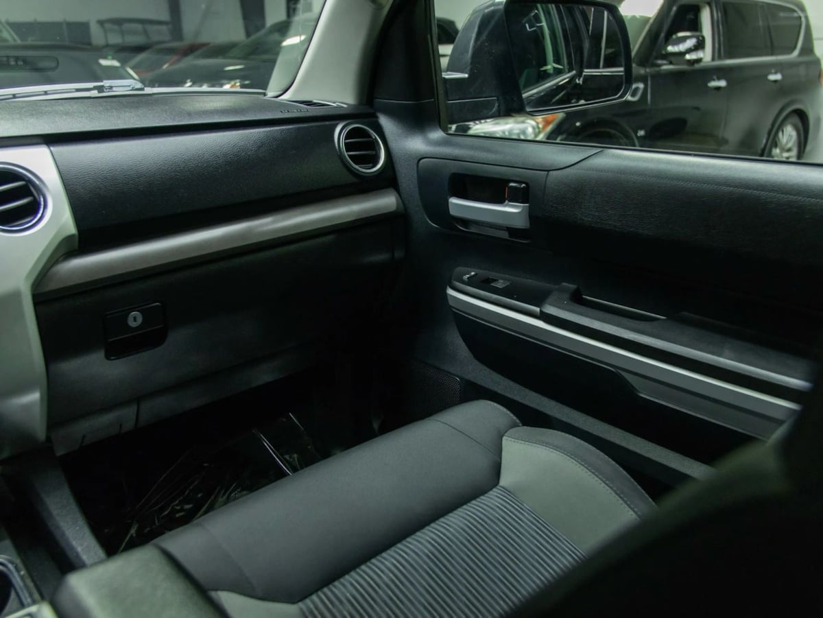 2015 Toyota Tundra SR5 - Photo 42