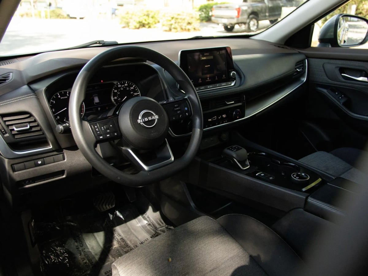 Nissan Rogue photo 17