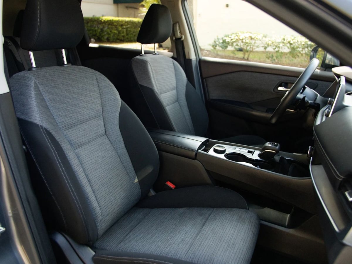 Nissan Rogue photo 20