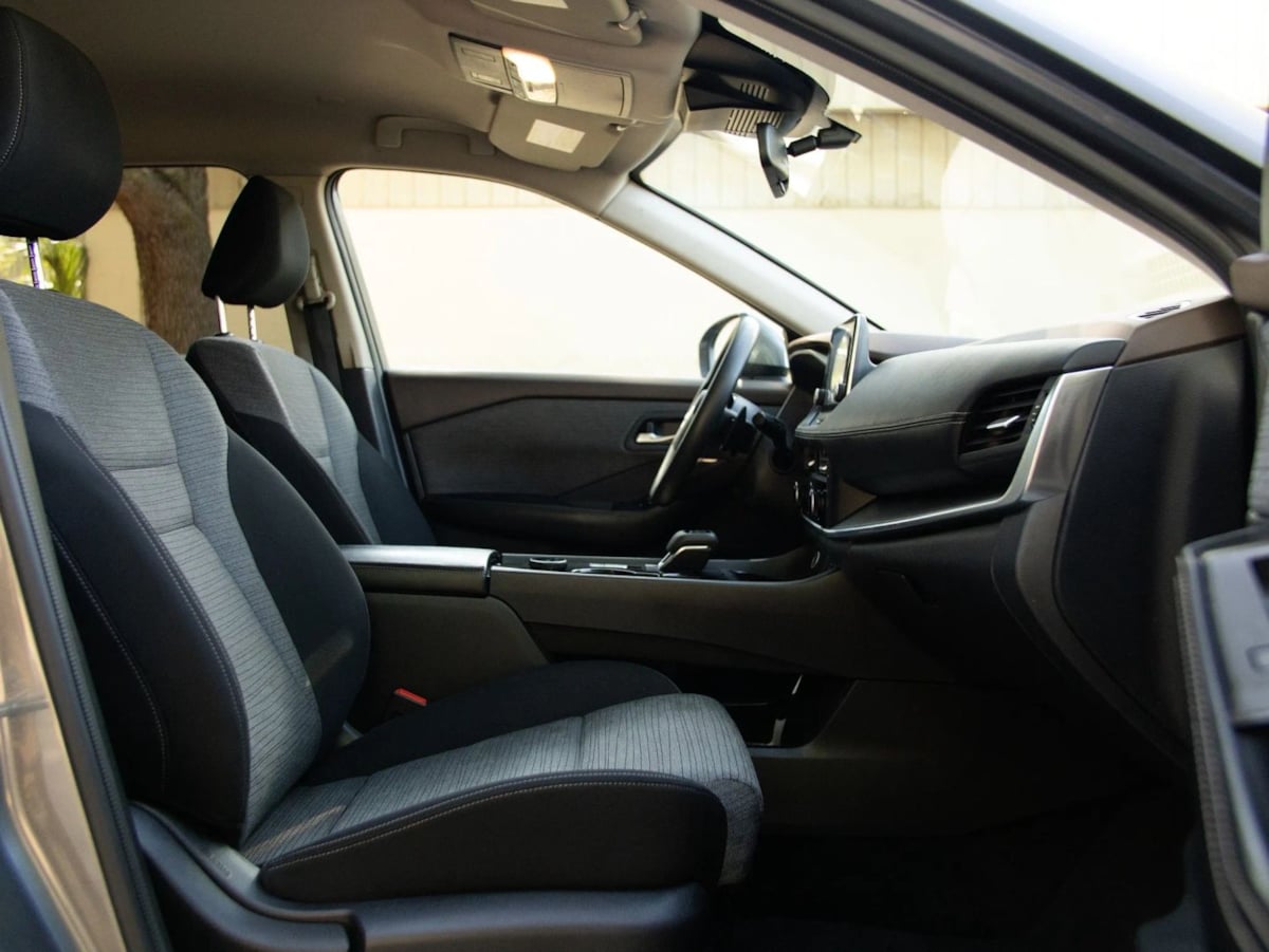 Nissan Rogue photo 21