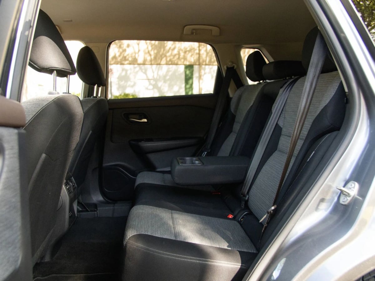 Nissan Rogue photo 23
