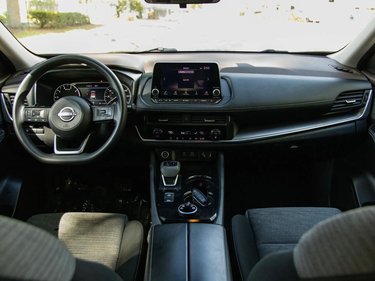 Nissan Rogue photo 26