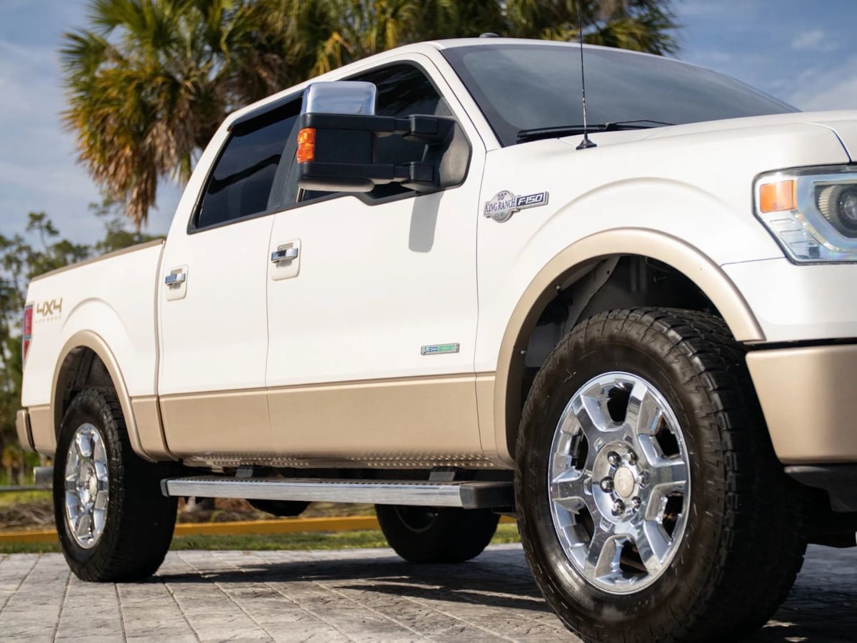 Ford F-150 photo 3