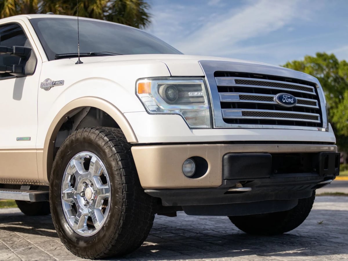 Ford F-150 photo 4