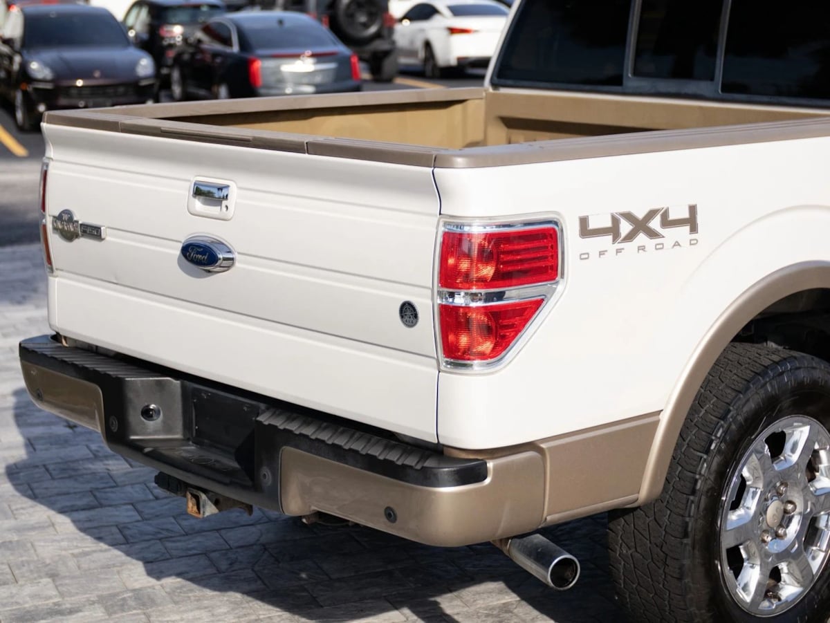 Ford F-150 photo 17