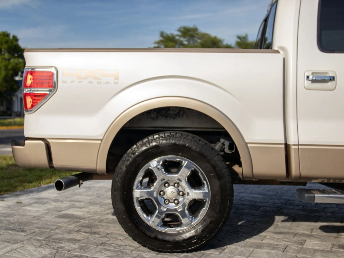 Ford F-150 photo 19