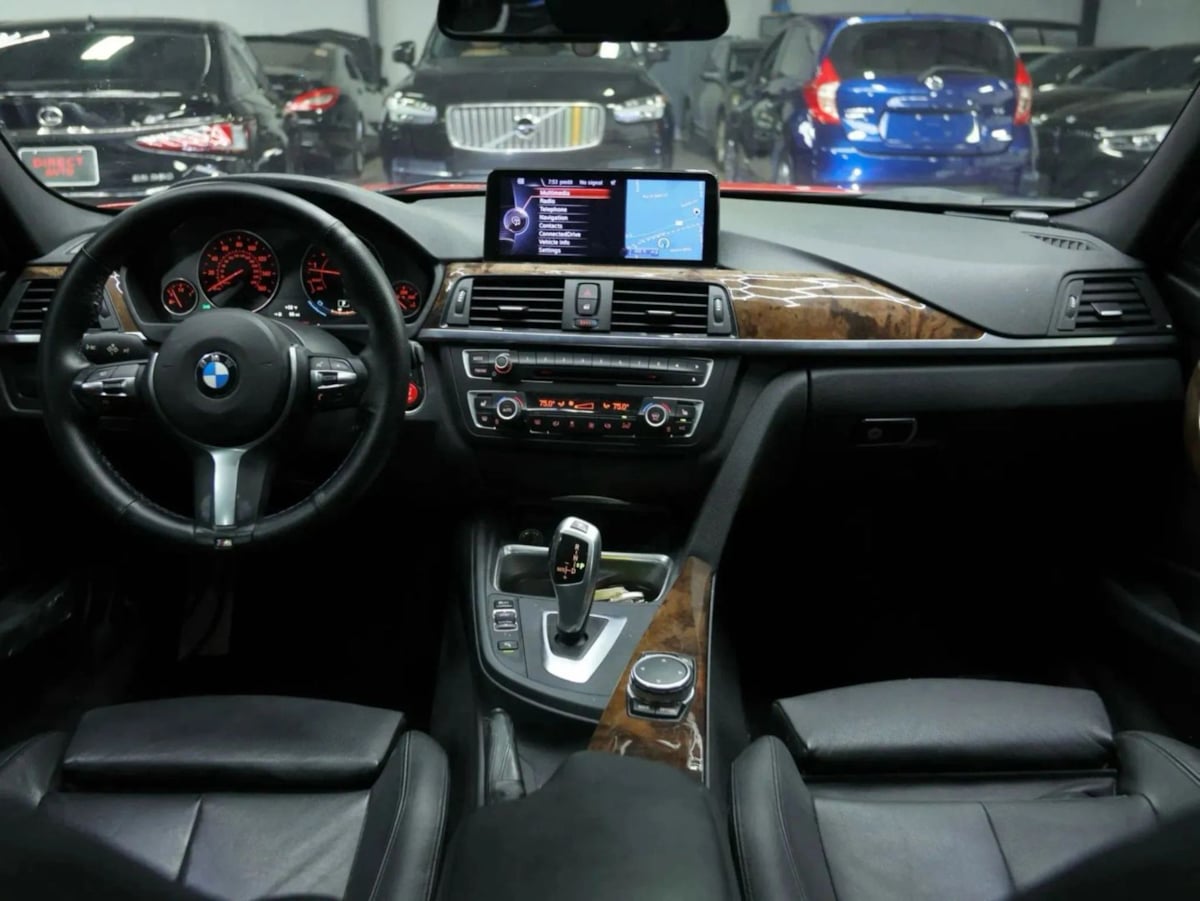 BMW 3 Series photo 20