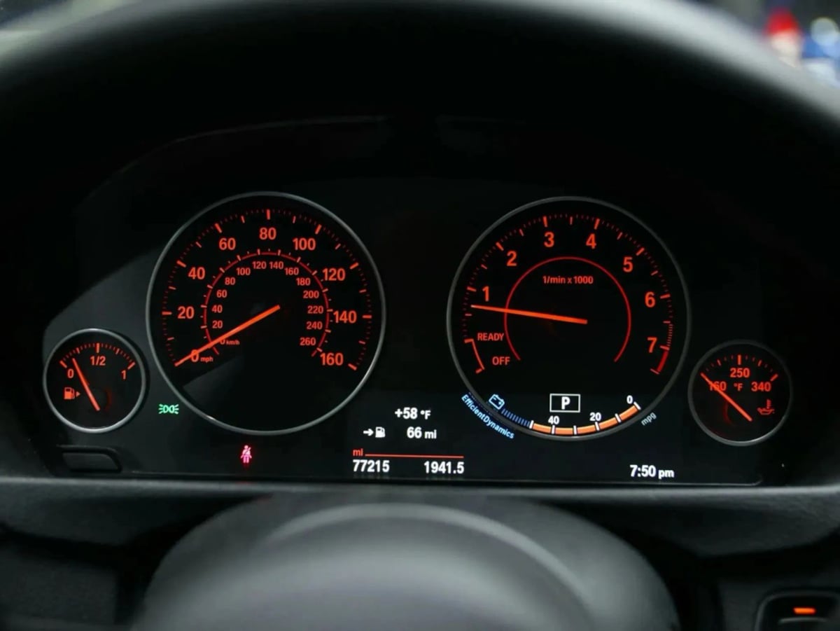 2015 BMW 3 Series 328i - Photo 39