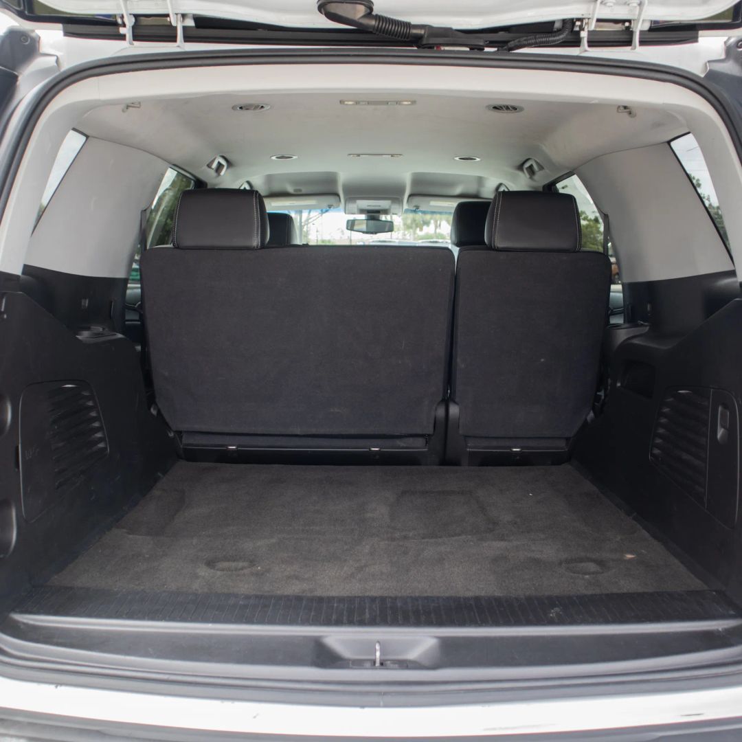 Chevrolet Tahoe photo 8