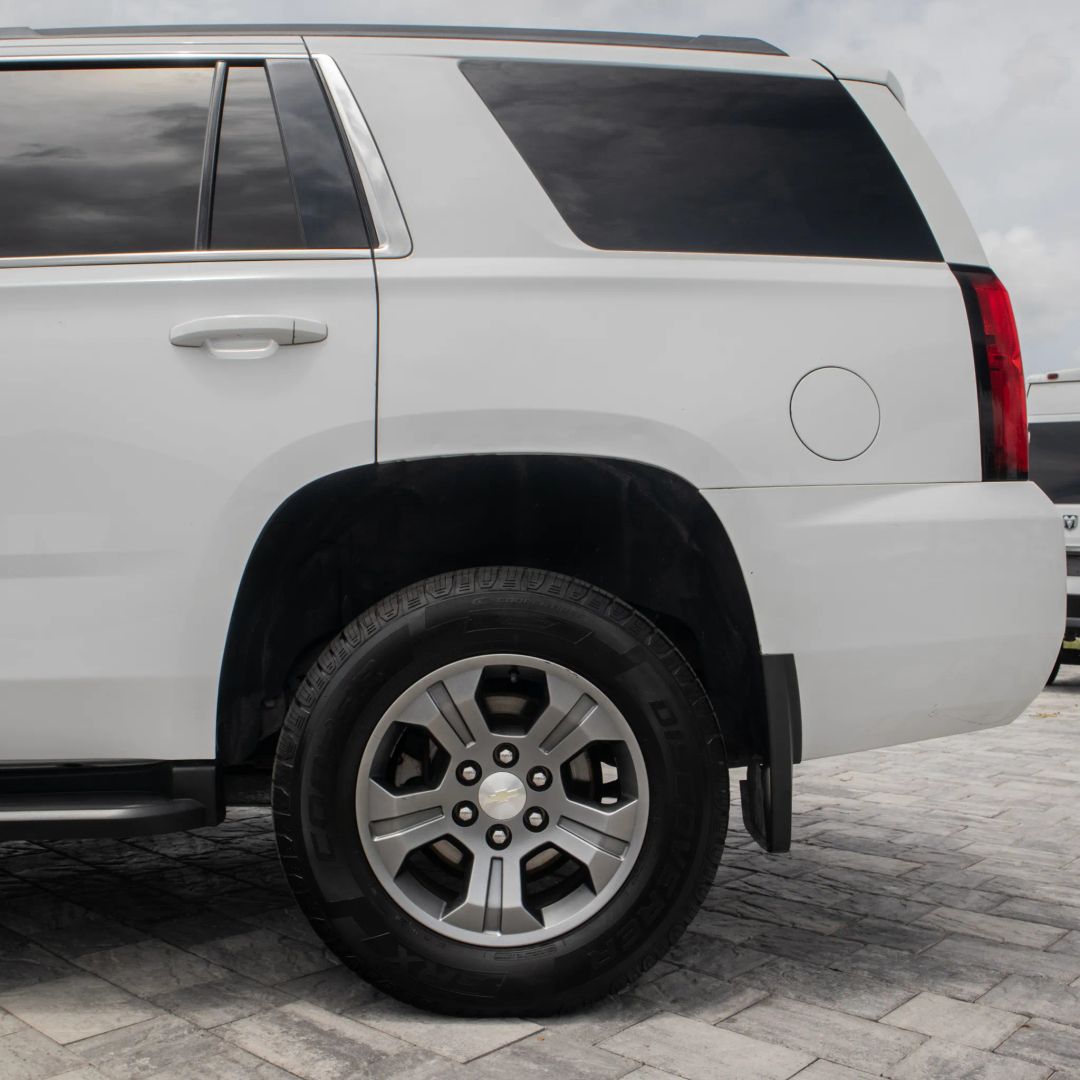 Chevrolet Tahoe photo 13