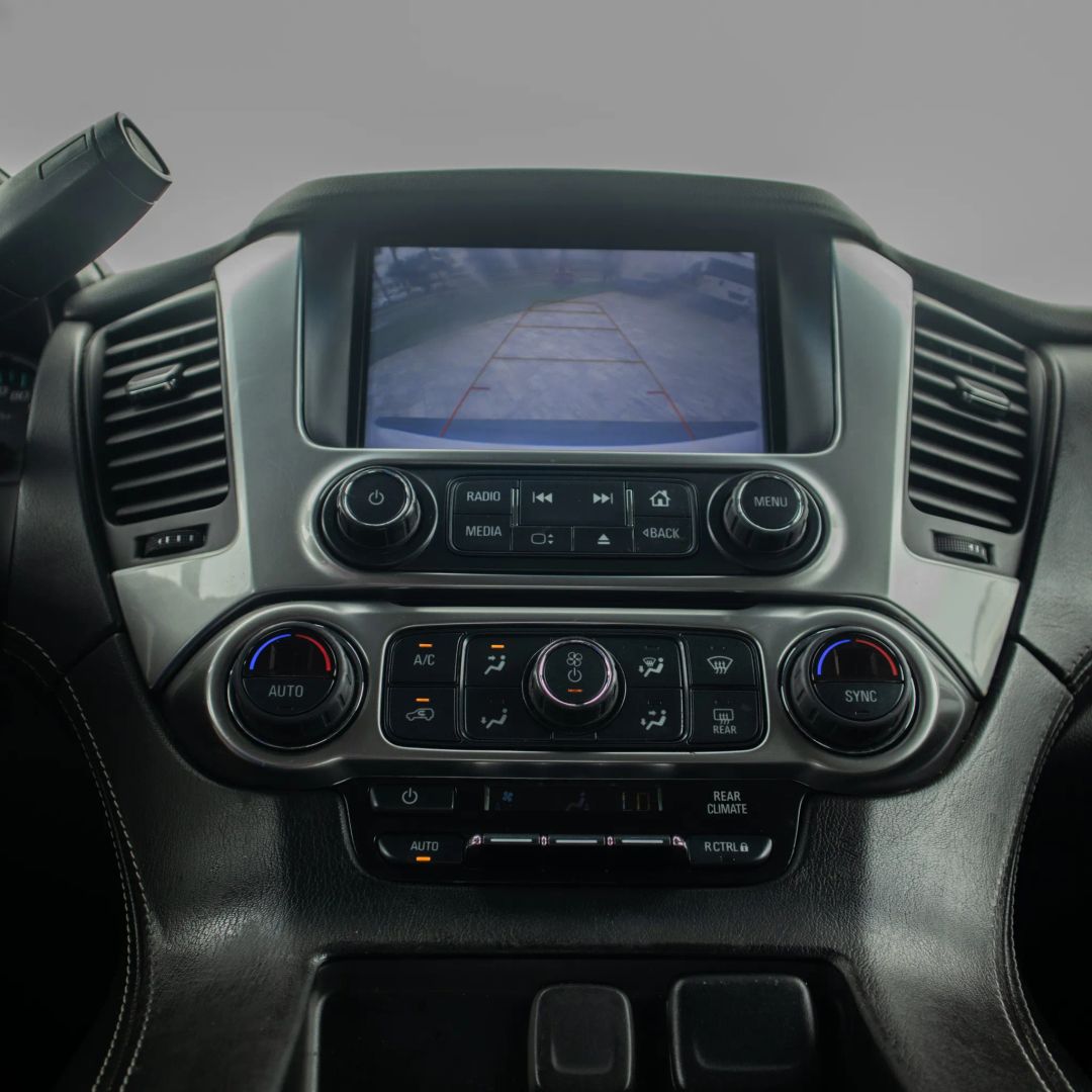 Chevrolet Tahoe photo 23