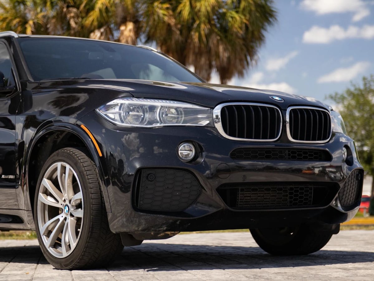 BMW X5 photo 4