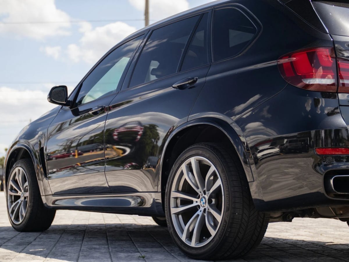 BMW X5 photo 10