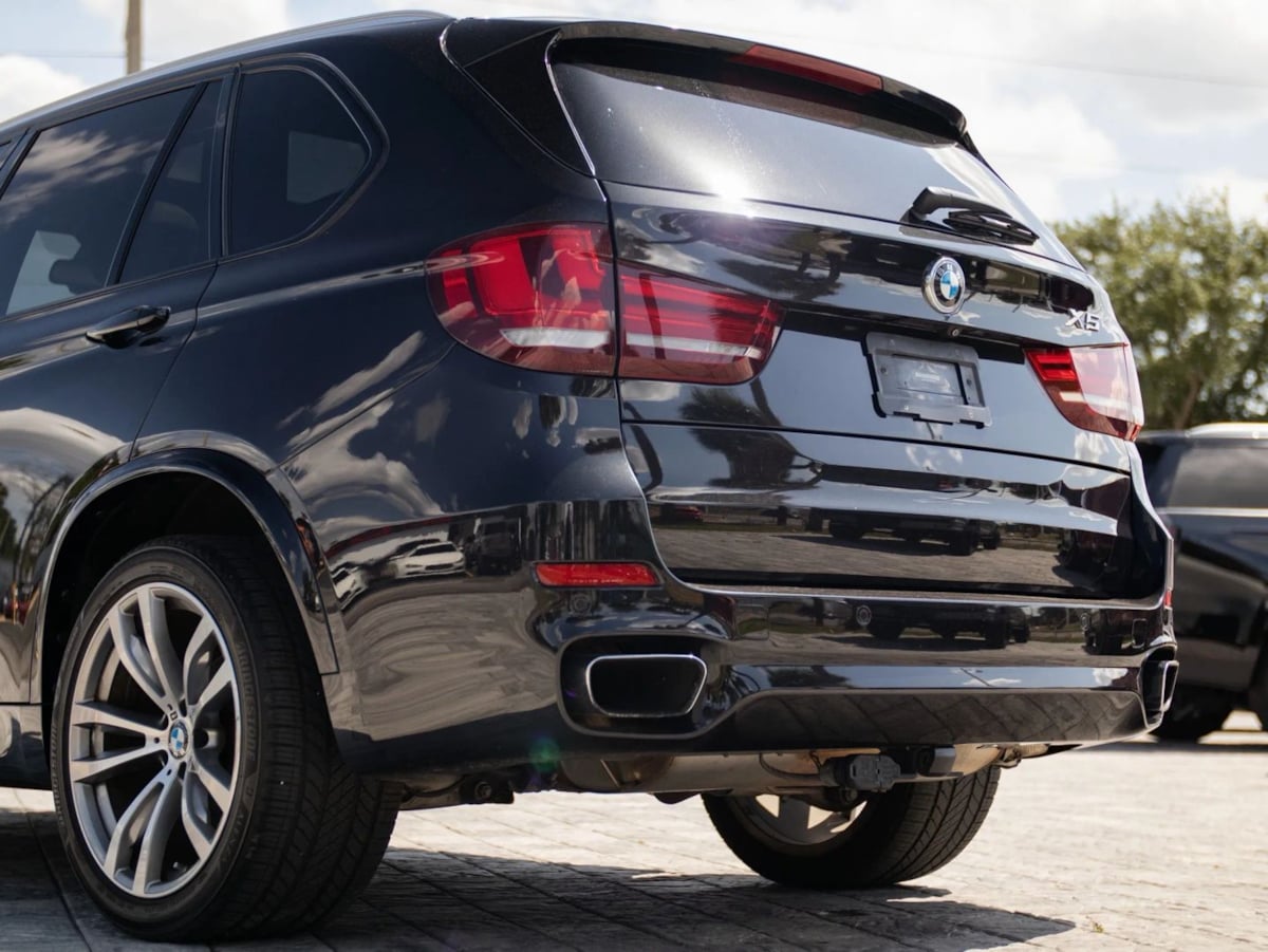 BMW X5 photo 12