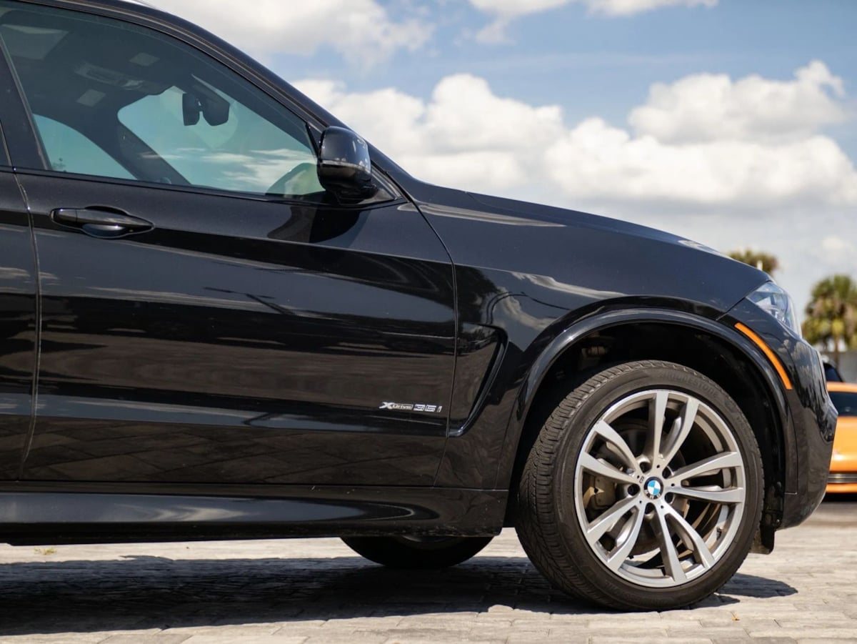 BMW X5 photo 18