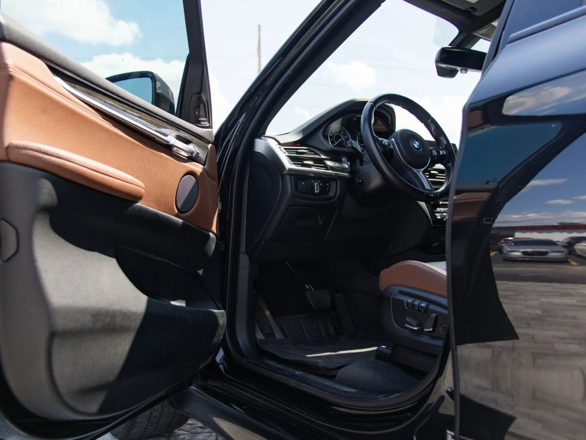 BMW X5 photo 19