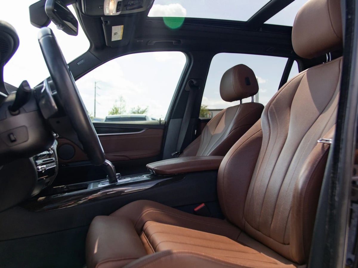 BMW X5 photo 23