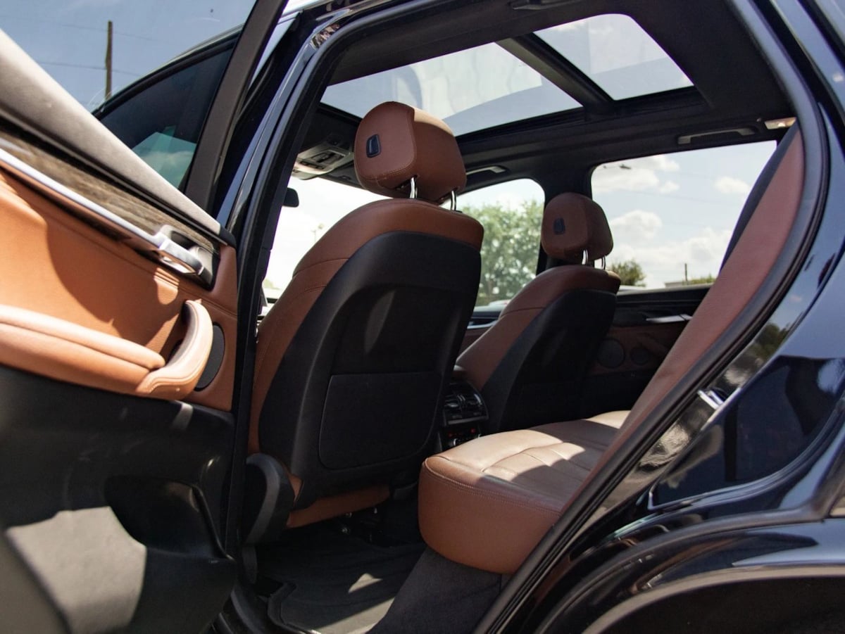 BMW X5 photo 29