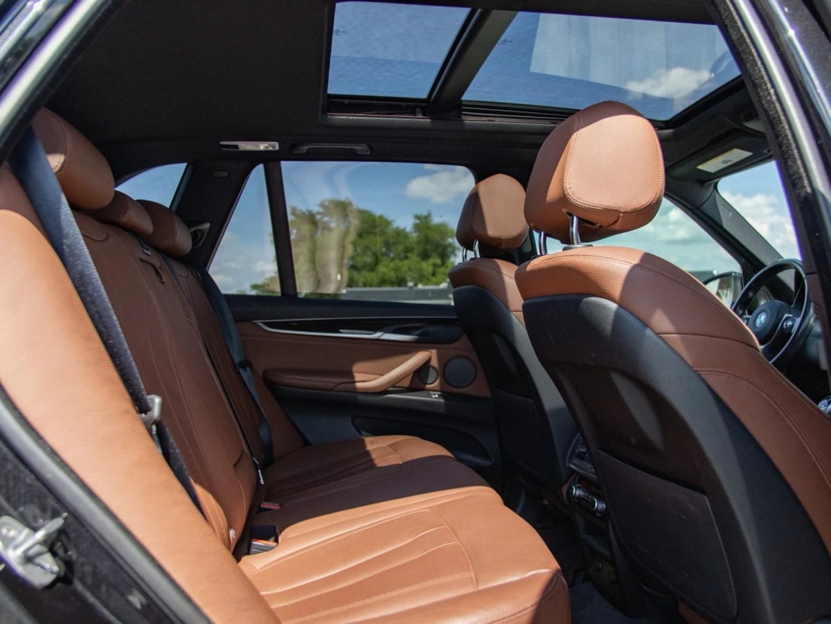 BMW X5 photo 32