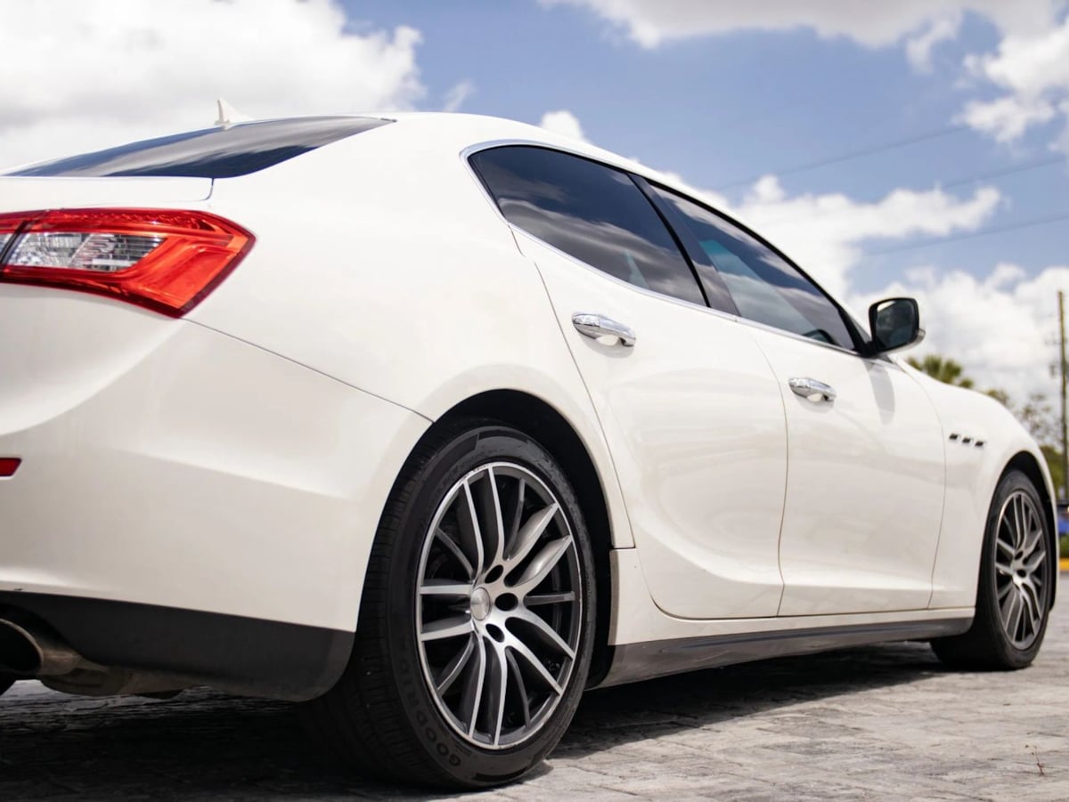 2014 Maserati Ghibli S - Photo 17