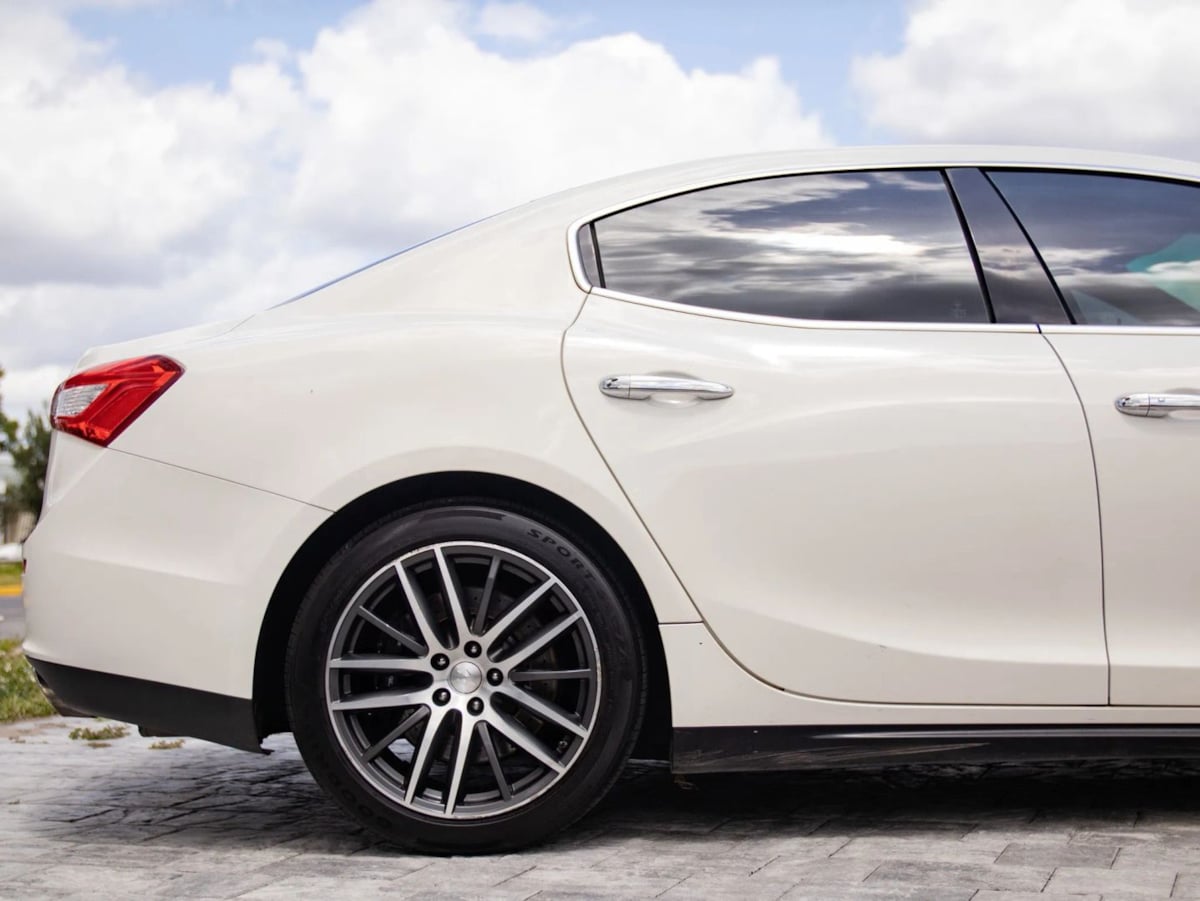 2014 Maserati Ghibli S - Photo 18