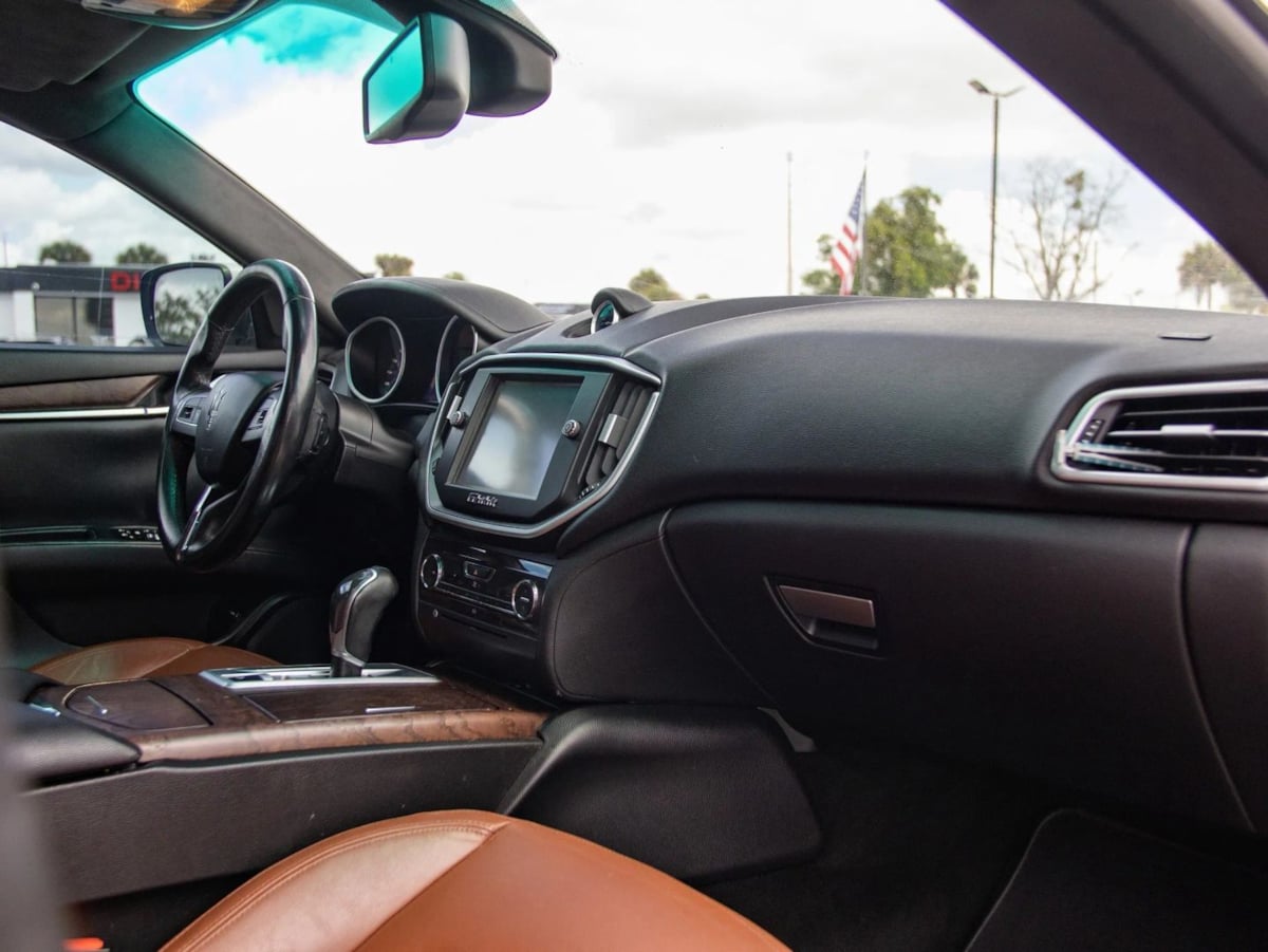 2014 Maserati Ghibli S - Photo 27