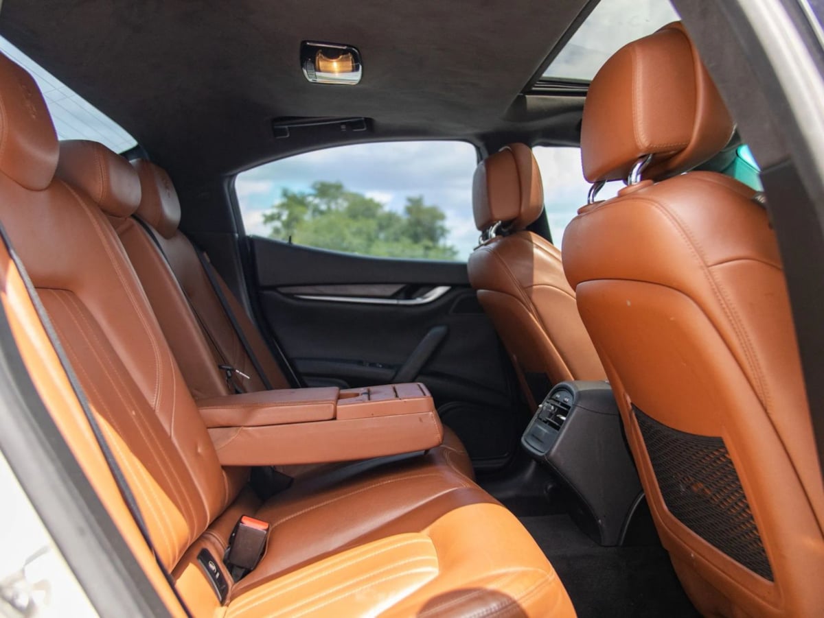2014 Maserati Ghibli S - Photo 30