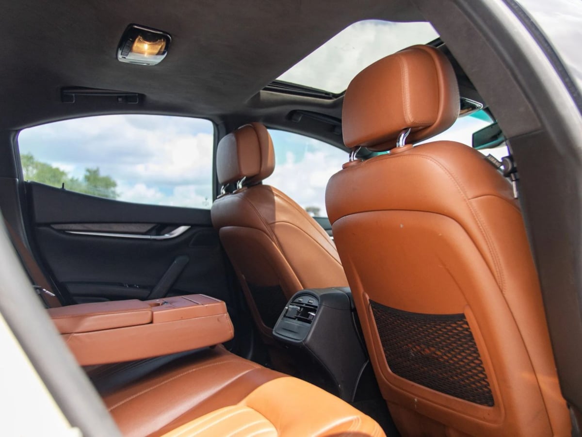 2014 Maserati Ghibli S - Photo 31