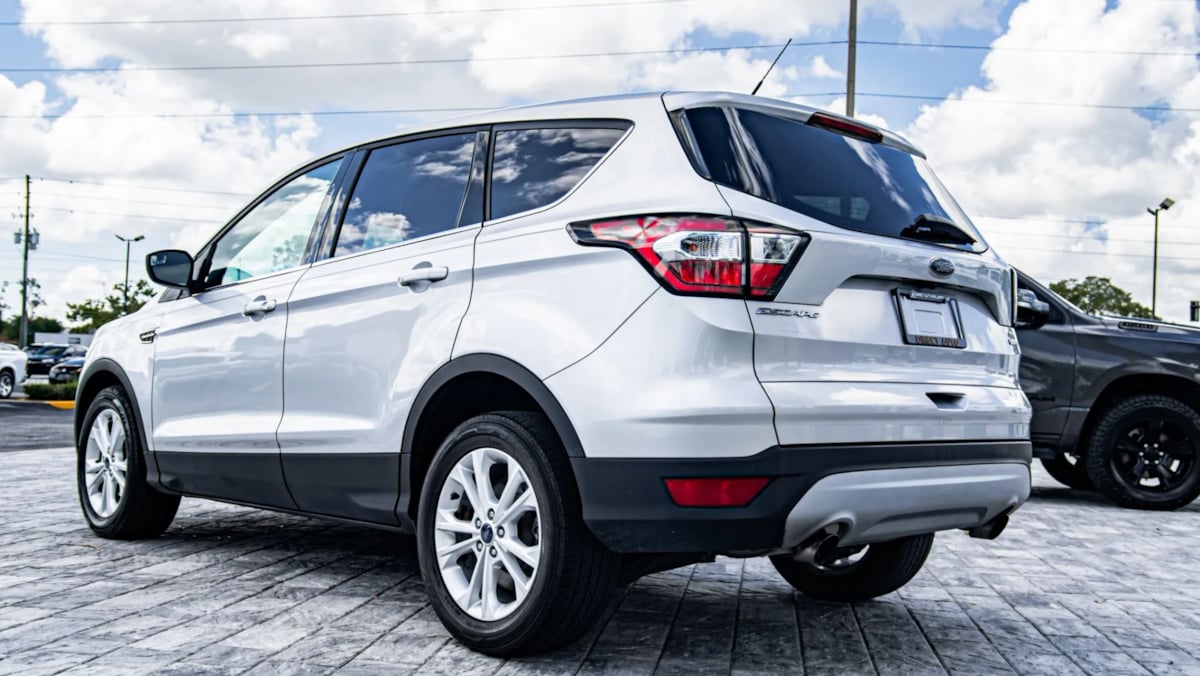 Ford Escape photo 5