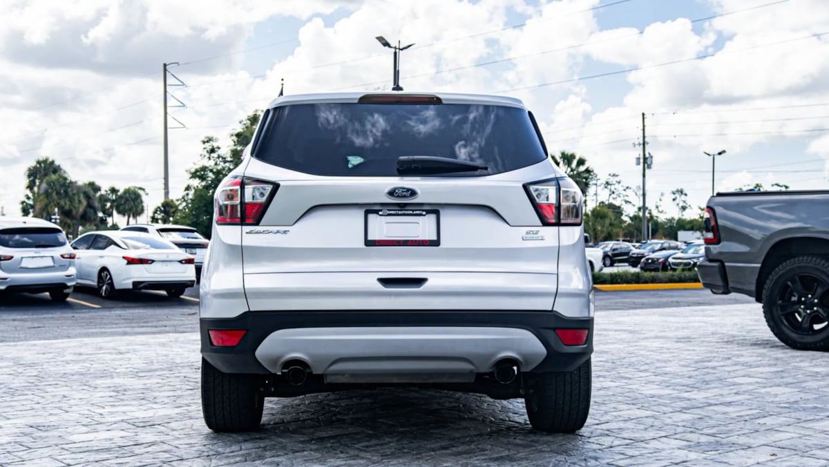 Ford Escape photo 6
