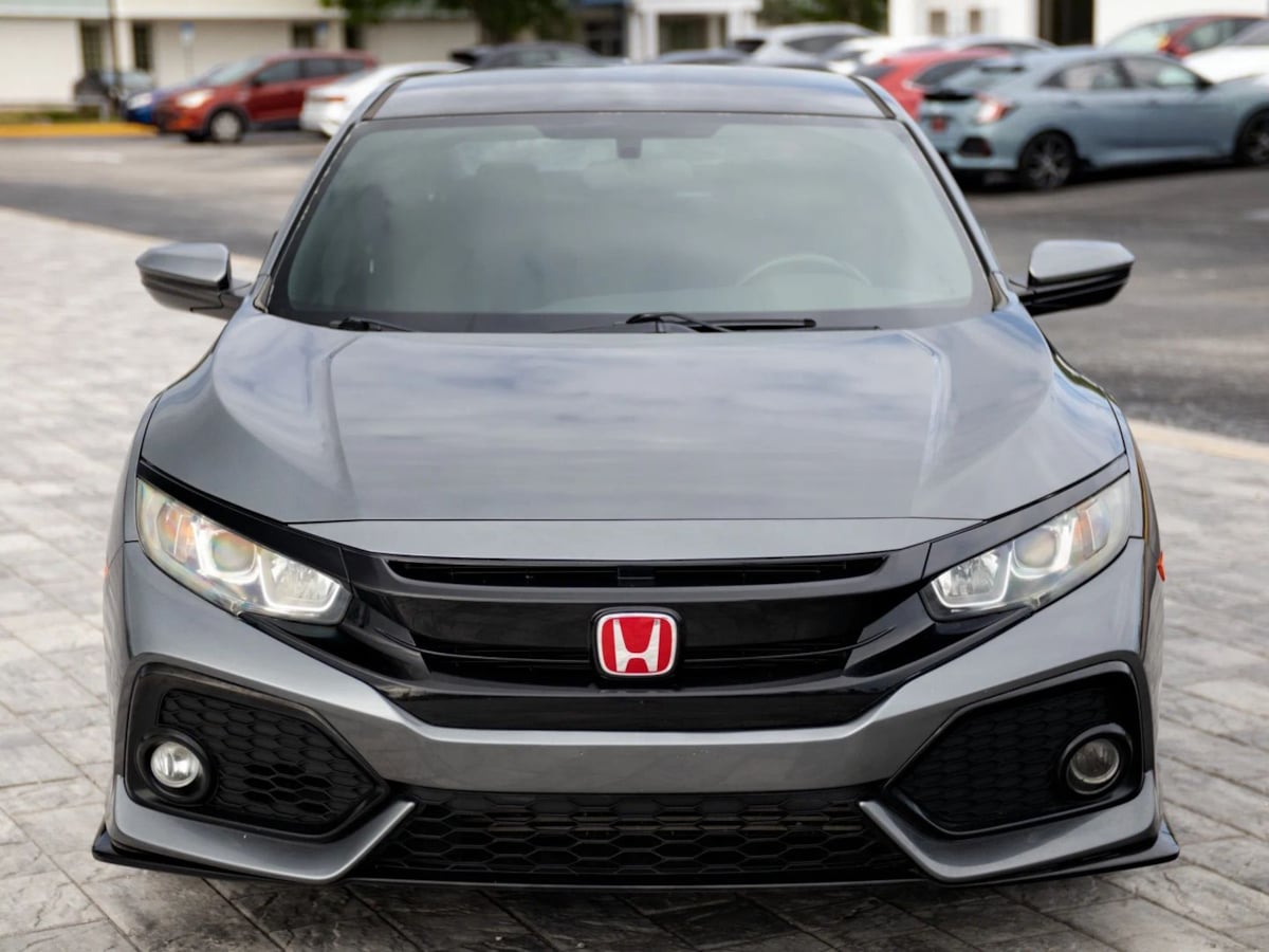 Honda Civic photo 5