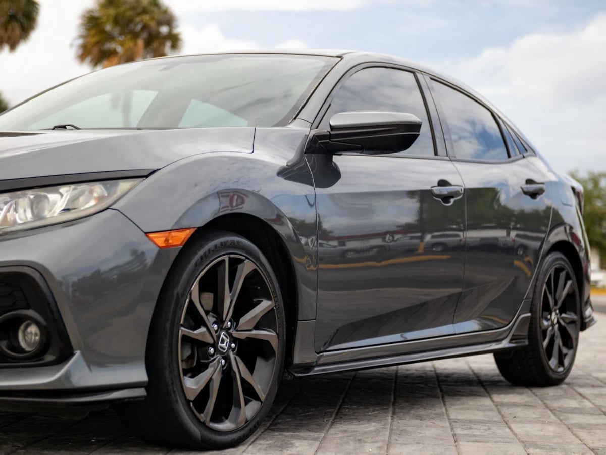 Honda Civic photo 7