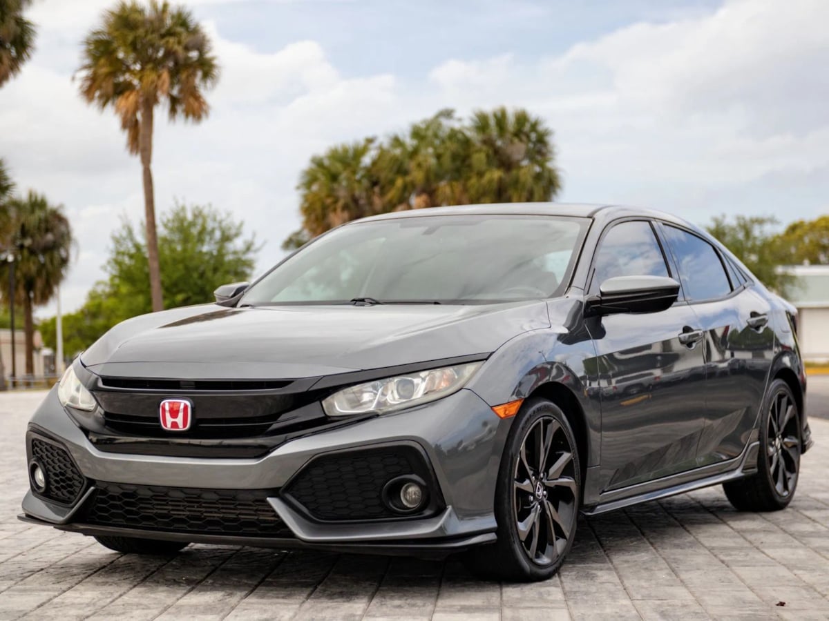 Honda Civic photo 8