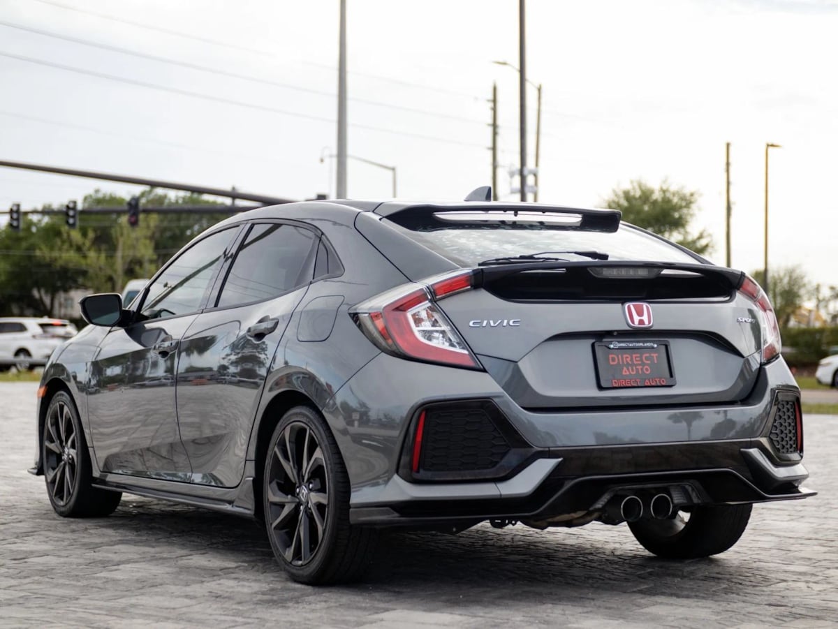 Honda Civic photo 10