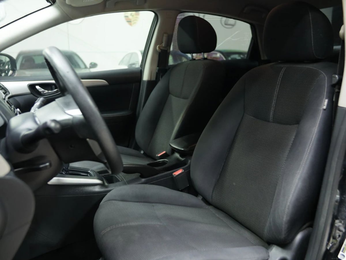 2017 Nissan Sentra S - Photo 17