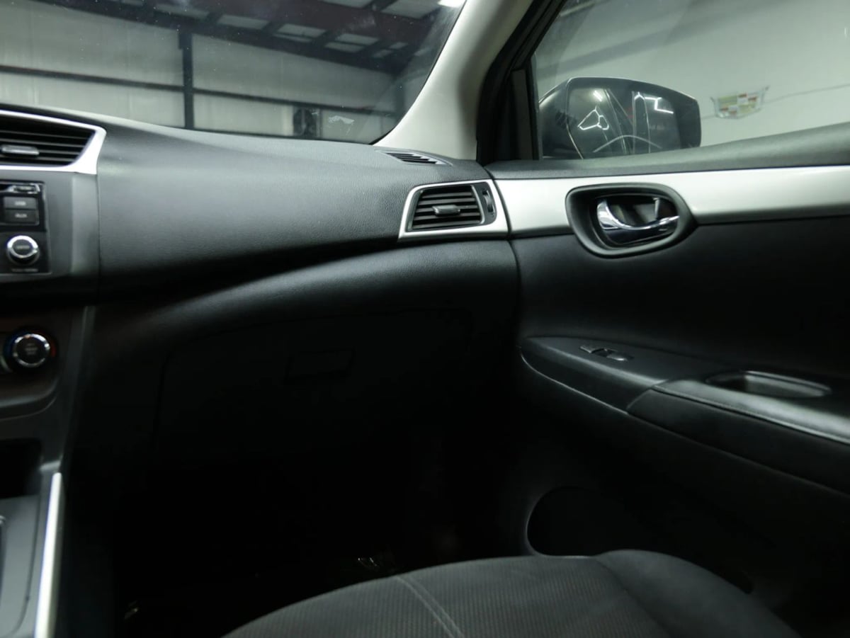 2017 Nissan Sentra S - Photo 28
