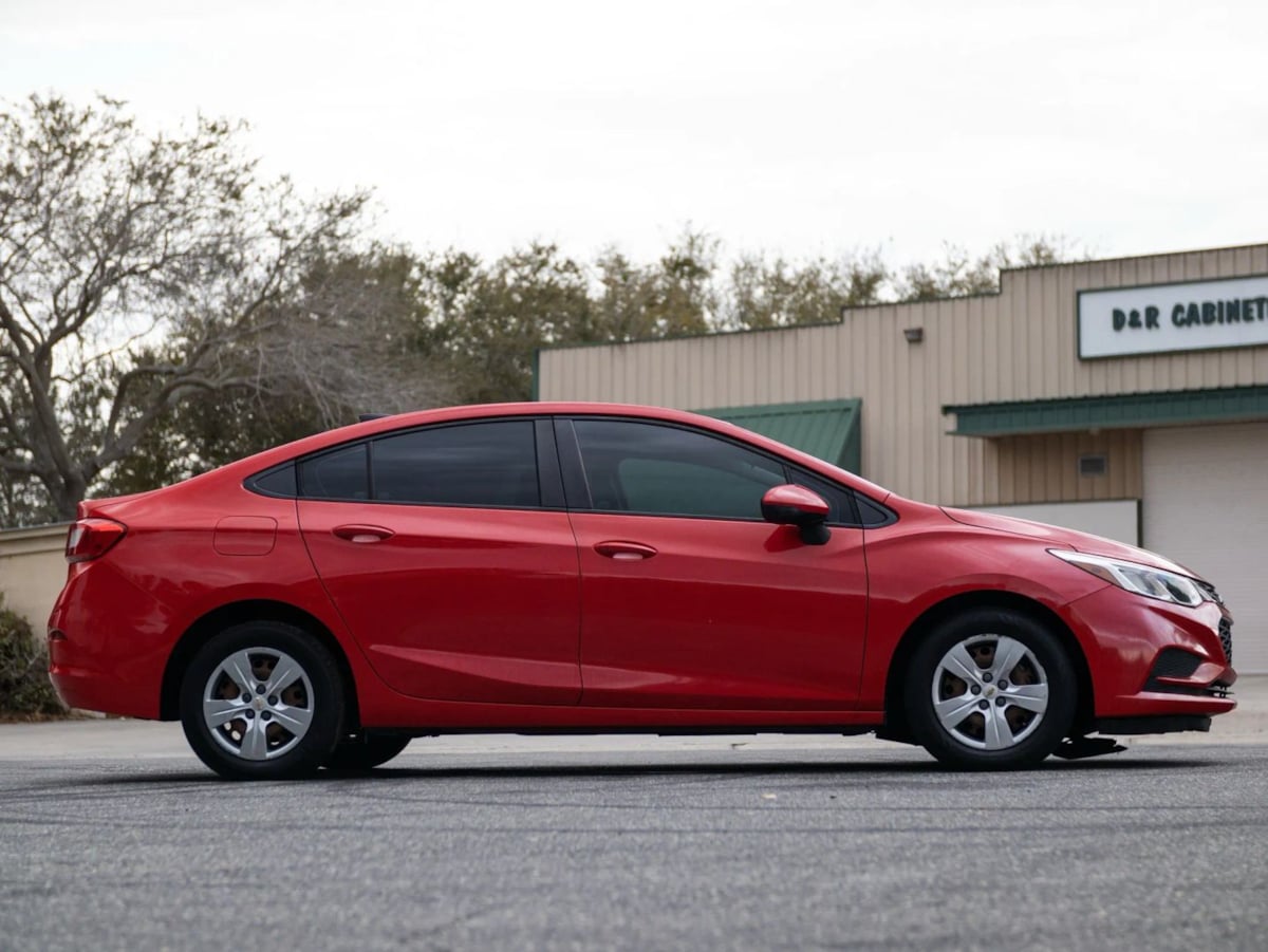 Chevrolet Cruze photo 6