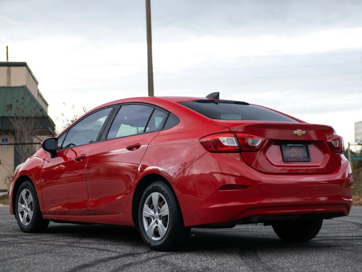 Chevrolet Cruze photo 11