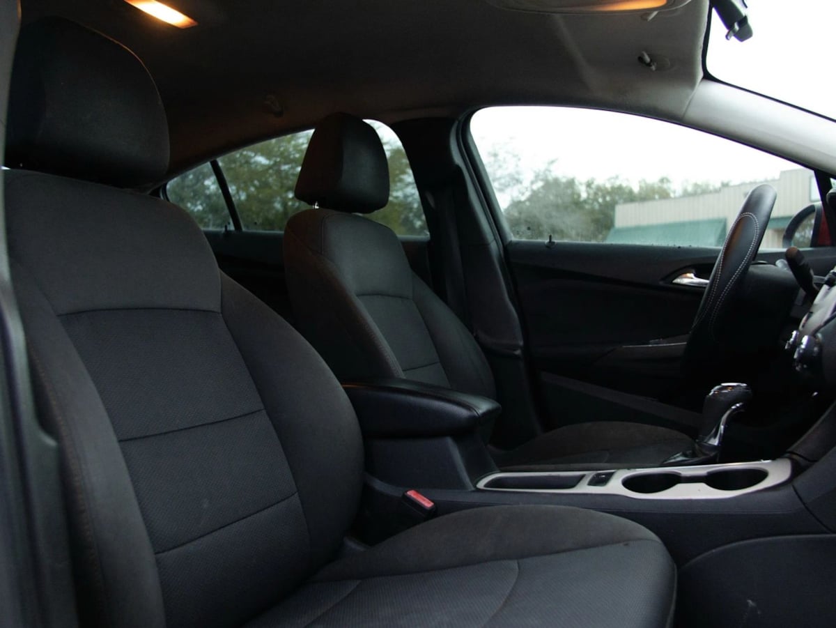 Chevrolet Cruze photo 18
