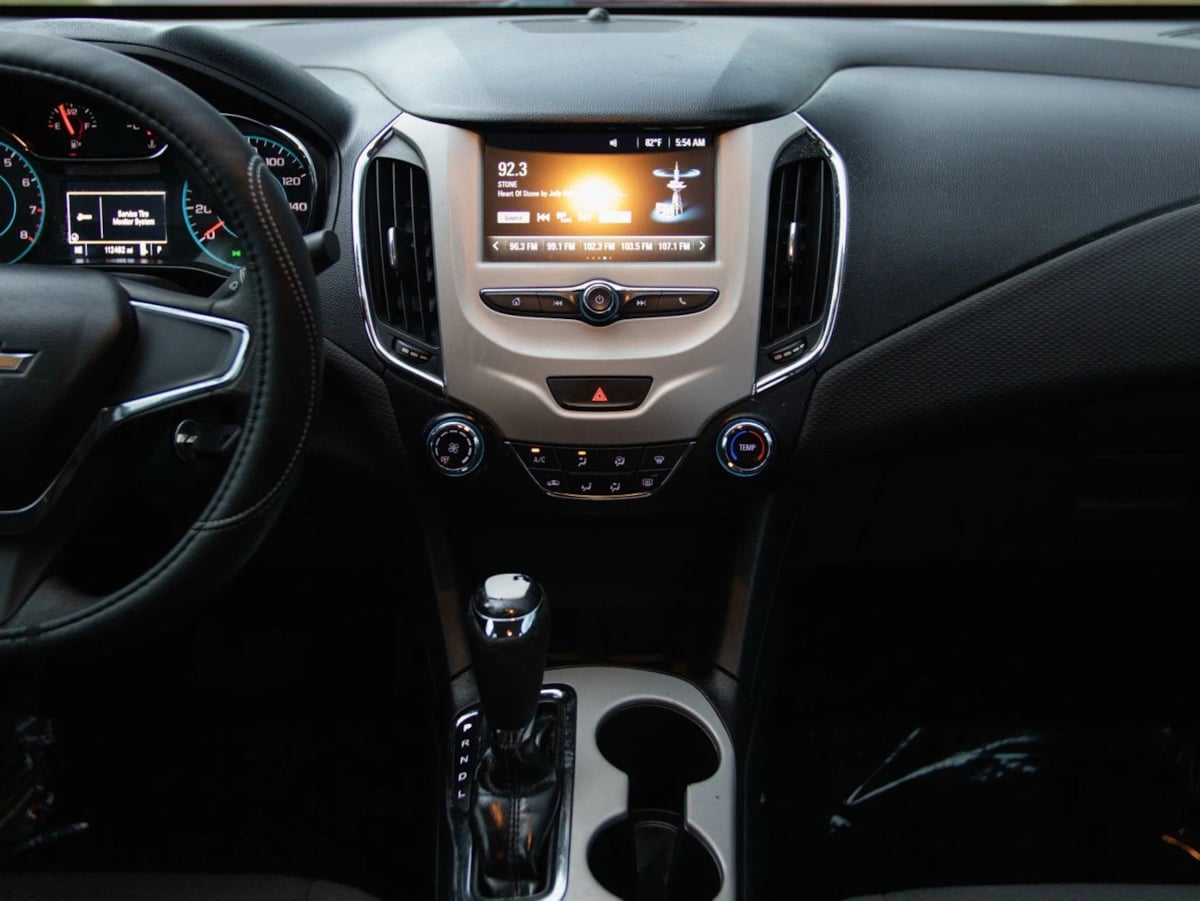 Chevrolet Cruze photo 24