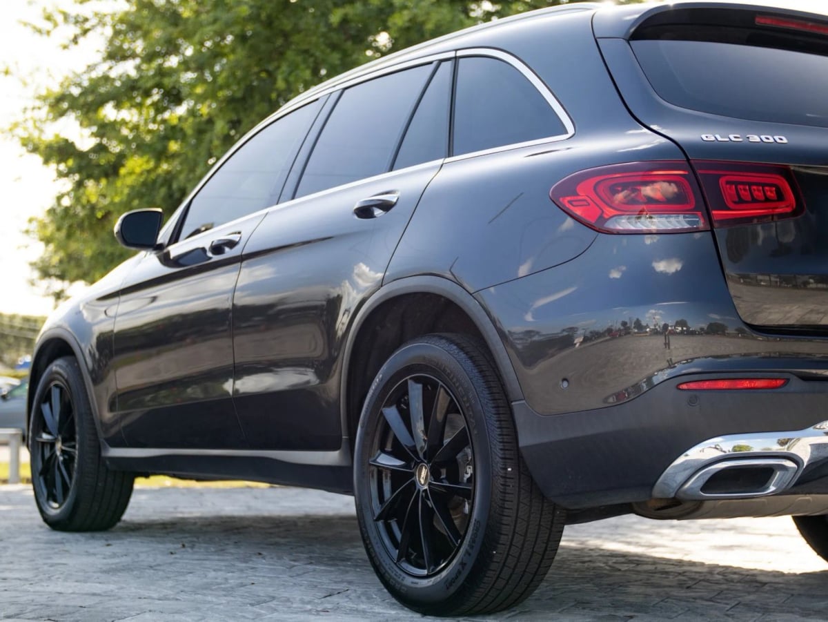Mercedes-Benz GLC photo 9