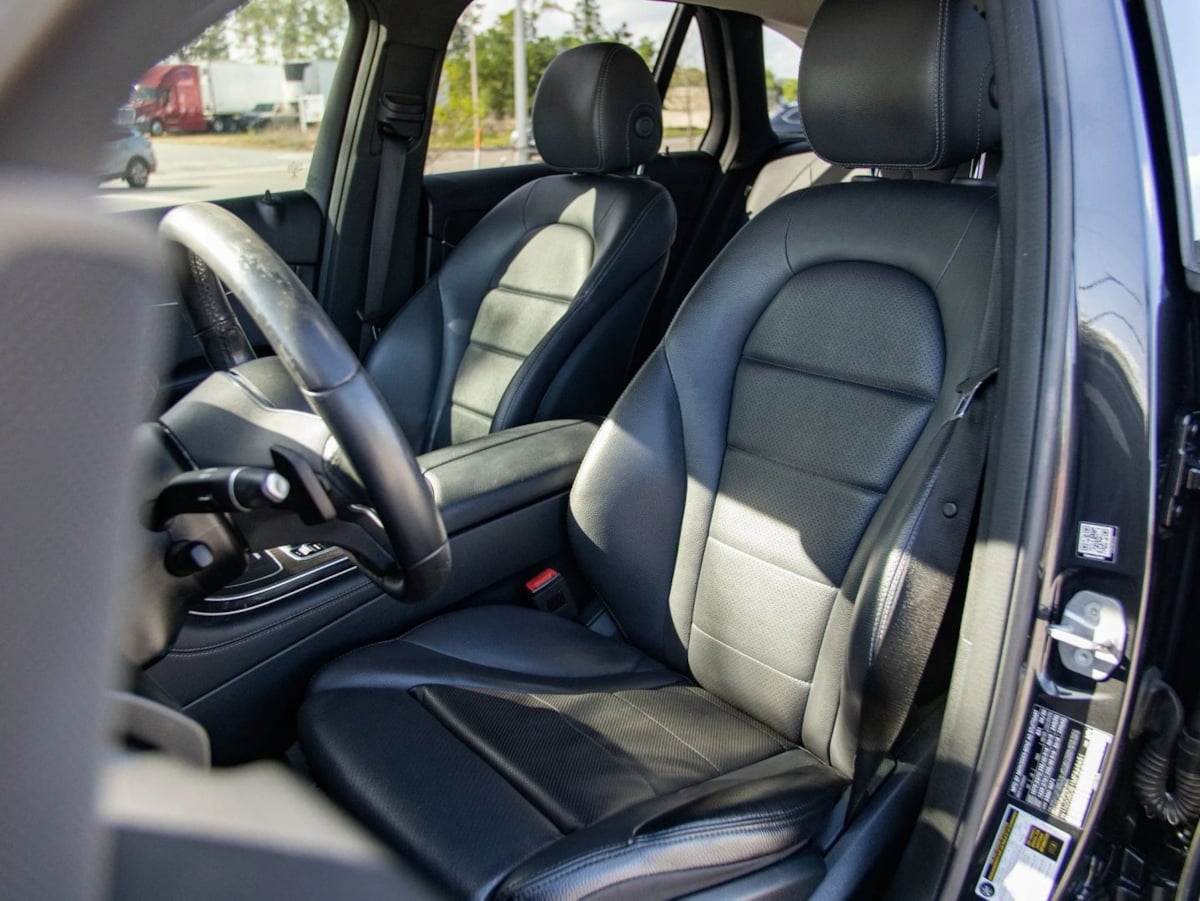 Mercedes-Benz GLC photo 20