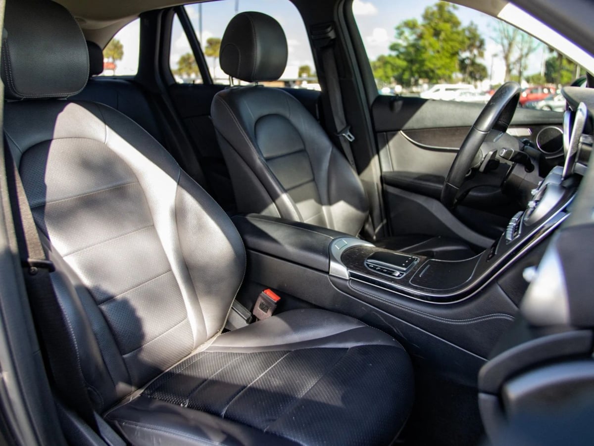 Mercedes-Benz GLC photo 22