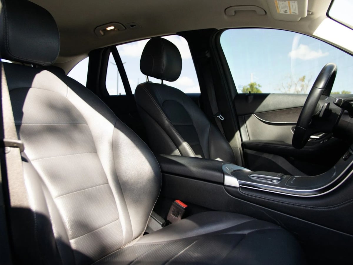 Mercedes-Benz GLC photo 23