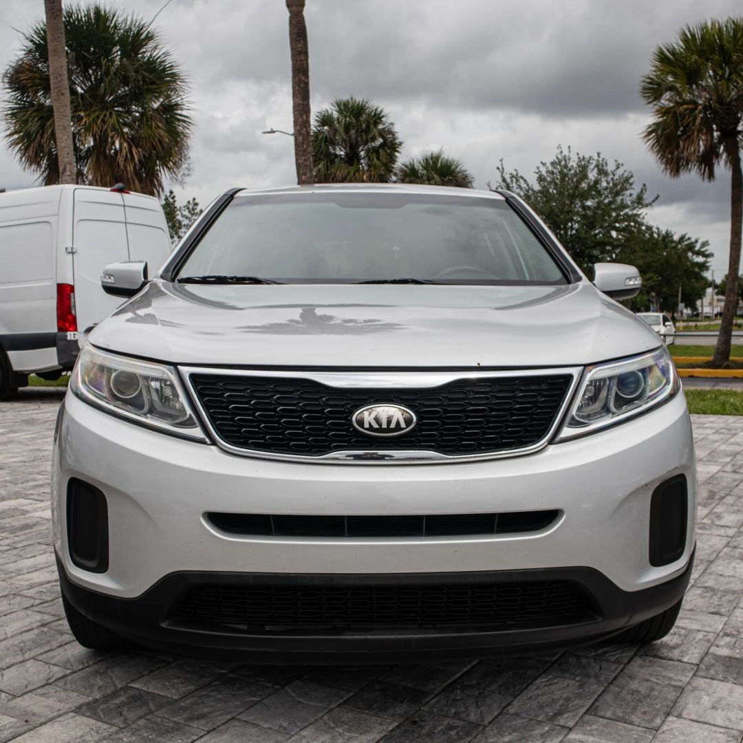 Kia Sorento photo 2