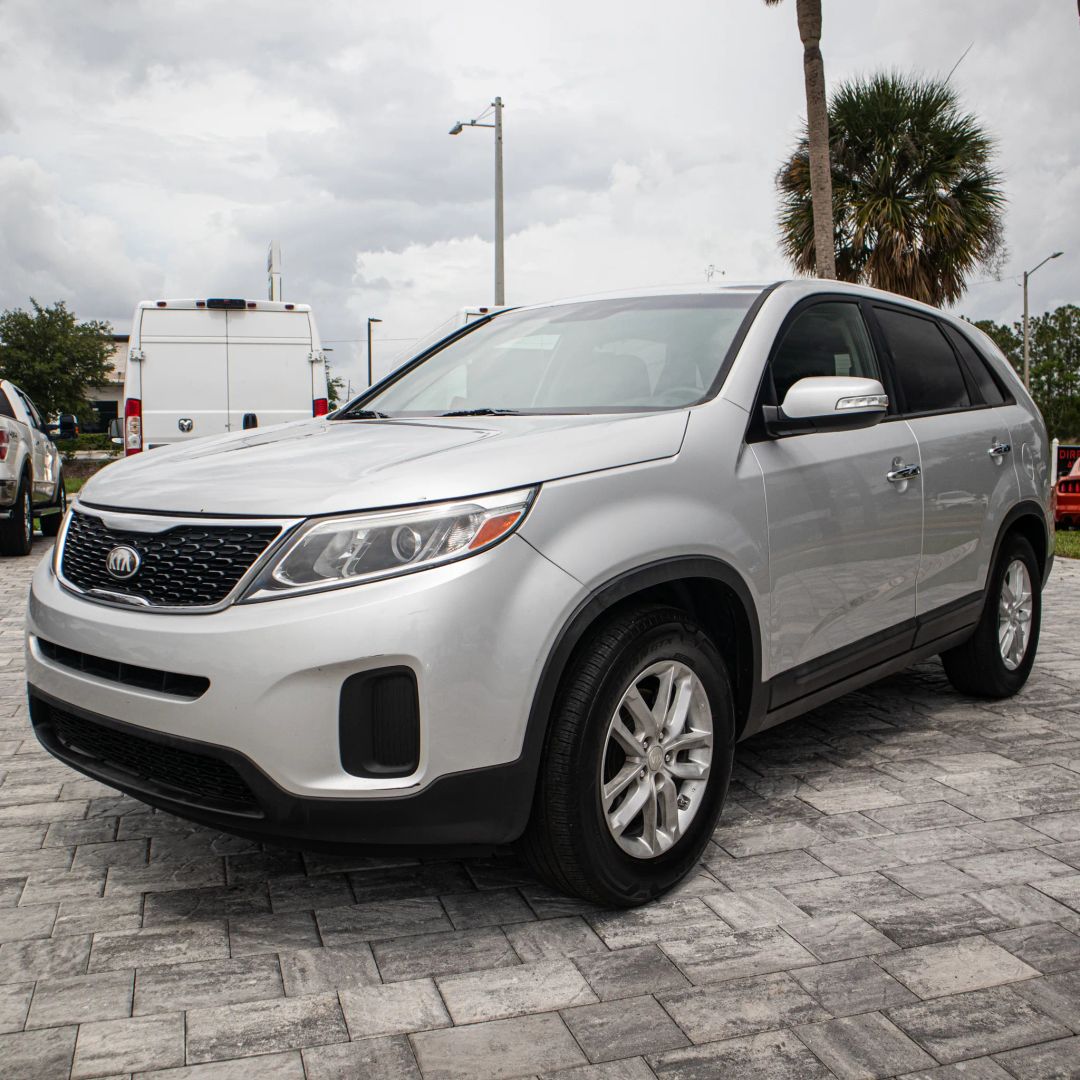 Kia Sorento photo 3