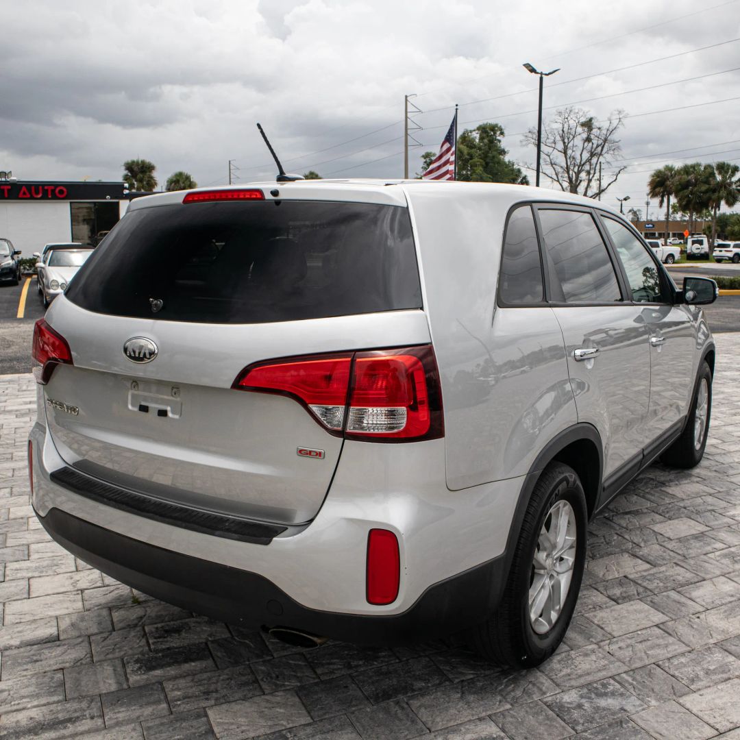 Kia Sorento photo 10