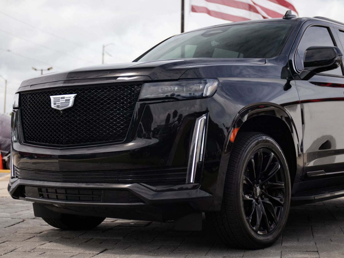 Photo 5 of this Cadillac Escalade
